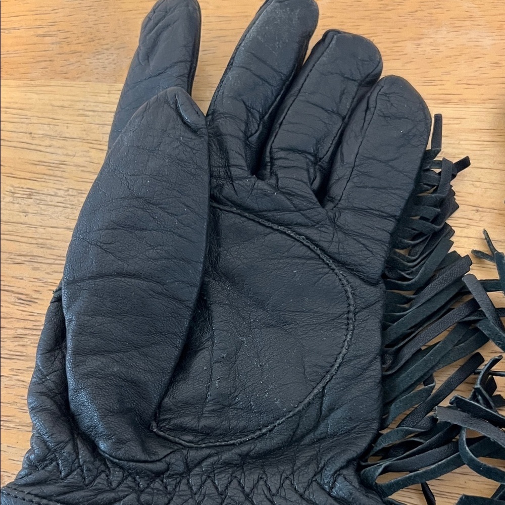 Harley-Davidson Willie® Black Leather Studded Fringe Gloves Vintage 0326261 - Picture 10 of 16